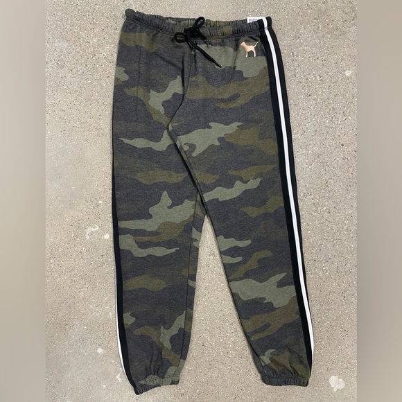 NWT VICTORIA'S SECRET “PINK” Gold Bling Sequin Classic Sweatpant Camo Size Small - Picture 2 of 14